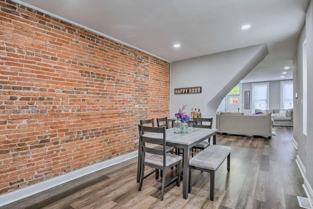 Baltimore Abode, Walk To Cross Street Market! المظهر الخارجي الصورة